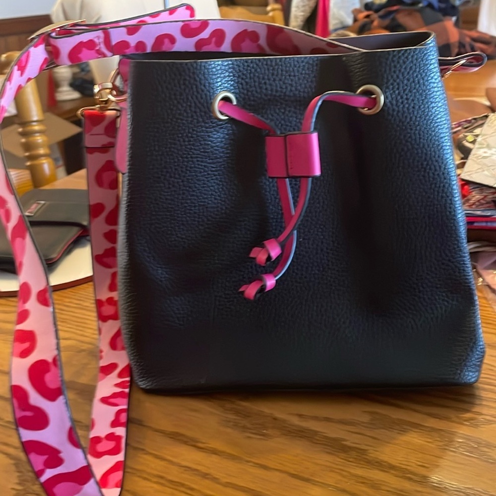 Lavish Leopard Bucket Handbag, Excellent Condition